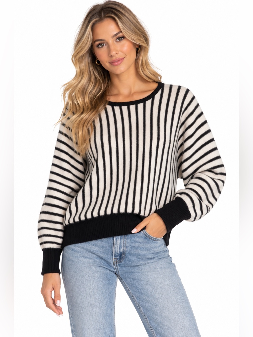 Tahari Size Large Striped Crewneck Sweater - Black & Cream